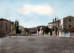 9028 AUBIERE Place Des Moulins        (scan Recto-verso) 63 Puy De Dôme - Aubiere