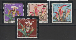 Madagascar 1973 Fleurs 531-34, 4 Val ** MNH - Madagascar (1960-...)