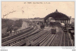 DIJON ..-- GARE  . TRAIN . CACHET MILITARIA AVIATION . 1916 De DIJON Vers ST - AMOUR . Voir Verso . - Dijon