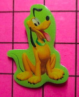 SPEDIS Pin's Pins / Beau Et Rare / THEME : DISNEY / PERSONNAGE DU DESSIN ANIME PLUTO - Disney