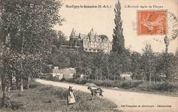 MONTIGNY LE GANNELON : L'ARRIVEE ROUTE DE CLOYES - Montigny-le-Gannelon