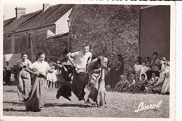 Publicité "Liveroïl" Suppositoires - Lab. CHAMBON-PERIGUEUX - Course En Sacs De Jeunes Ados. - Gruppen Von Kindern Und Familien