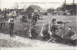 Camp De La Courtine : Les Mitrailleuses - CPA Reproduction -  Collection "Cartes D'Autrefois" - La Courtine