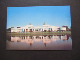 Australien 1976 Ganzsache Mit Druckfehler / Verschobener Druck! Parliament House Vievew Across Lake Burley Griffin - Brieven En Documenten