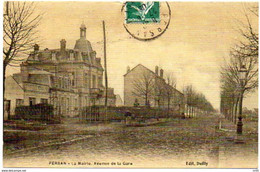 Delcampe - 95 ( Val D'Oise ) - PERSAN - La Mairie - Avenue De La Gare ( Carte Colorisée Et Toilée ) - Persan
