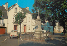 CLEGUEREC - Monument érigé à La Mémoire DeJoseph Pobeguin (2 CV) - Cleguerec