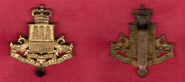 CANADA   SAGUENAY REGIMENT CAP BADGE (T-119) - Andere & Zonder Classificatie