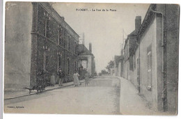 CPA Flogny La Route De La Poste - Flogny La Chapelle