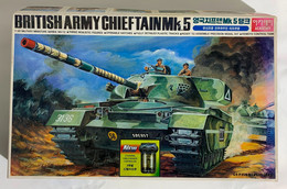 I103184 KIT MONTAGGIO Academy 1/35 - British Army Chieftain Mk.5 - Carri Armati