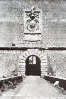 Cartolina - Sorano ( Grosseto ) - Porta Della Fortezza Degli Orsini - 1960 Ca. - Grosseto