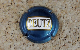 Capsule CHAMPAGNE - DEUTZ - Fond Gris - Deutz