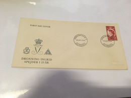 (1 G 39) Denmark - 2 Posted Covers 1960 & 1976 - Covers & Documents