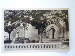 2022 - 787  RABASTENS-de-BIGORRE  (Hautes-Pyrénées)  :  Monument Aux Morts  -  La Porte De L'Eglise  -  Carte  SM 1959 - Rabastens De Bigorre