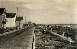 St Jean De Monts * Plage Des Demoiselles * Le Boulevard Et La Plage * Villas - Saint Jean De Monts