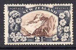 New Zealand GV 1935-6 2½d Mount Cook Definitive, Hinged Mint, SG 560 (A) - Ungebraucht