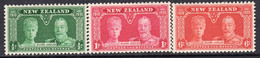 New Zealand GV 1935 Silver Jubilee Set Of 3, Lightly Hinged Mint, SG 573/5 (A) - Nuovi