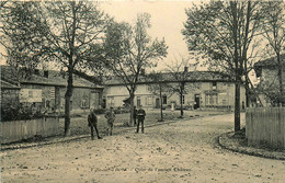 Ville Sur Tourbe * La Cour De L'ancien Château * Ferme Paysans - Ville-sur-Tourbe