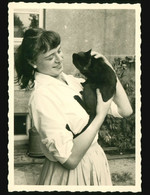Orig. Foto 60er Jahre, Hübsches Junges Mädchen Mit Pferdeschwanz Hat Eine Schwarze Katze Im Arm, Cat, Animal Love - Portraits