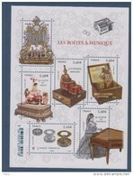 2015-N°F4993** LES BOITES A MUSIQUE - Unused Stamps