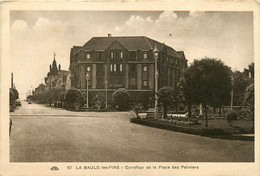 La Baule Les Pins * Le Carrefour De La Place Des Palmiers * Résidence LES PALMIERS - La Baule-Escoublac