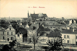 Reims * Rue Et Panorama Sur La Ville - Reims