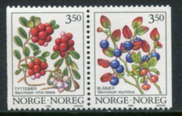 NORWAY 1995 Forest Berries Phosphor Paper MNH / **.   Michel 1174y-75y - Unused Stamps