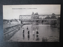Brinon Sur Sauldre ,  Le Pont Du Tramway , Enfants Qui Se Baignent - Brinon-sur-Sauldre