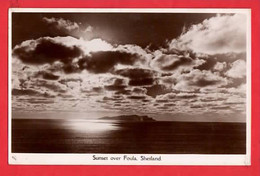 SCOTLAND SHETLAND      SUNSET OVER FOULA  RP   Pu 1950 - Shetland