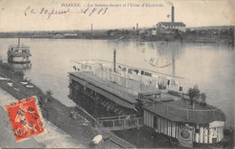 CPA 42 ROANNE LES BATEAUX LAVOIRS ET USINE D'ELECTRICITE - Roanne