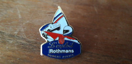 Pins Rothmans - Voile