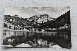 Cpsm, Bellevaux, La Chevrerie, Le Lac, Au Fond Le Roc D'Enfer, Haute Savoie 74 - Bellevaux