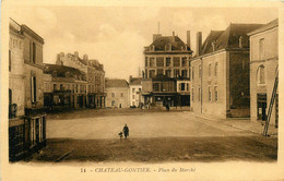 Château Gontier * La Place Du Marché * Café PLANCHARD - Chateau Gontier