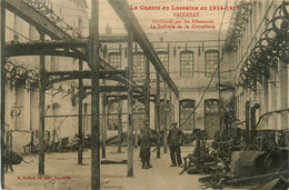 Baccarat * Vue Sur Le Ville Bombardée Par Les Allemands * La Taillerie De La Cristallerie * Ww1 War - Baccarat