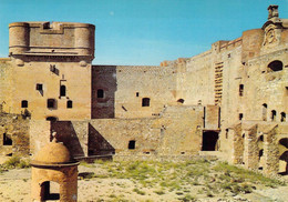 66 - Salses - Château Fort (XVe Siècle) - La Cour Intérieure Et Le Donjon - Salses