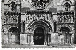 L15J398 - Thouars - 209 Eglise St Médard - Entrée - Thouars