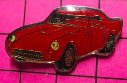 2717 Pin's Pins / Beau Et Rare / THEME : AUTOMOBILES / PETITE FERRARI (c'en Est Une !!) ROUGES ANNEES 50/60 - Ferrari
