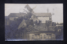 AVIATION - Carte Postale Photo D'un Accident D'avion Sur Une Toiture D'une Maison, écrite De Denicé - L 116579 - Incidenti