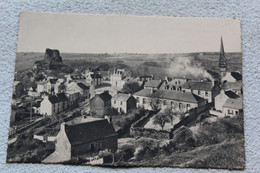 Cpm, La Roche Maurice, Le Bourg, Finistère 29 - La Roche-Maurice