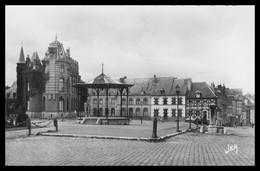 Cpsm - SOLRE LE CHATEAU - La Place - Kiosque - Collection G. LELEUX - Solre Le Chateau