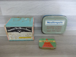 2 Oude Blikken Dozen Blik Doos Pharmacie Apotheek + 1 Karton Doosje - Cans