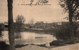 Vic-sur-Aisne - La Gare, Vue Prise De L'avanue - Vic Sur Aisne