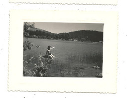 Photographie , PIN UP , Maillot De Bain ,AU LAC CHAMBON , 110 X 80 Mm,  2 Scans - Pin-up