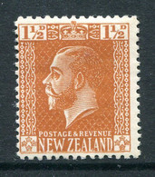 New Zealand 1915-33 KGV - Surface - De La Rue - P.14 X 15 - 1½d Orange-brown HM (SG 438) - Ongebruikt