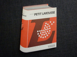 Petit Calendrier Ancien Publicitaire  1969  Petit Larousse - Petit Format : 1961-70