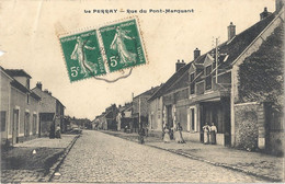 CPA Le Perray Rue Du Pont-Marquant - Le Perray En Yvelines