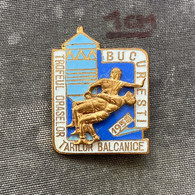 Badge Pin ZN011241 - Wrestling Balkan Championships Bucuresti (Bucureşti Bucharest) Romania 1958 - Lucha