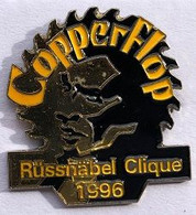 COPPERFLOP - RÜSSNÄBEL CLIQUE 1996 - FOND NOIR - JAUNE - DAVID COPPERFIELD - MAGICIEN - MAGIE - (29) - Personajes Célebres