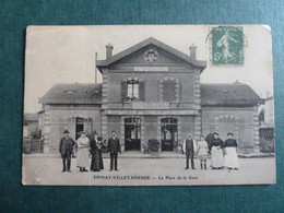 F22 - 93 - Epinay-Villetaneuse - La Place De La Gare - 1913 - Café Restaurant RUEL (et Pas Monge) - Villetaneuse