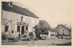 Prauthoy,l Hotel Et La Place - Prauthoy