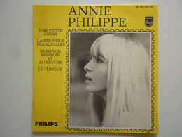 Annie Philippe 45Tours EP Vinyle Une Petite Croix Mint - 45 T - Maxi-Single